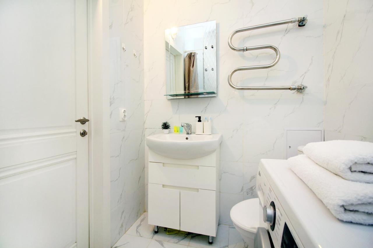 хорошая в центре Apartment Almaty